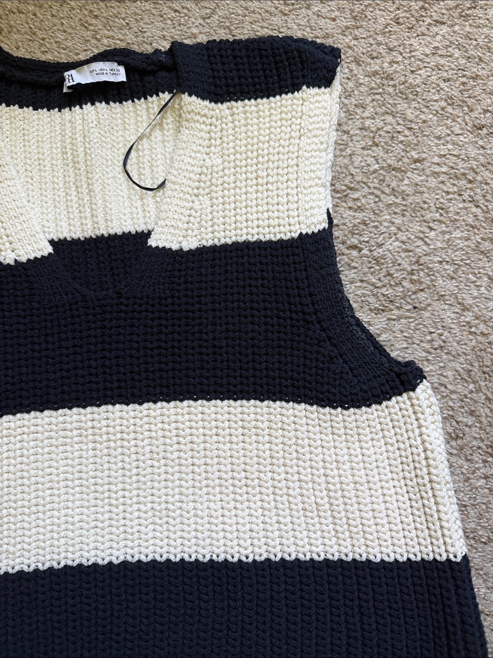 Zara Black and White Striped Knit Sleeveless Top - Picture 3 of 5